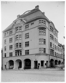Vasagatan 24 vid hörnet av Klarabergsgatan