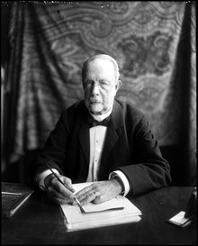 Porträtt av greve Robert De la Gardie. Andra kammarens talman 1894-1902