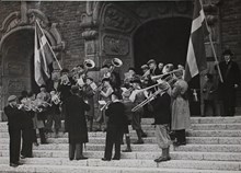 Svenska flaggans dag firas vid Högalidskyrkan 1933 