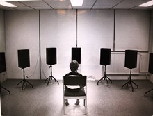 Alviksskolan: hörselmätningar i specialbyggt klassrum, 1989