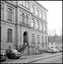 Adolf Fredriks folkskola, fasad mot Saltmätargatan