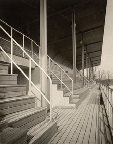 Den nya läktaren, Kristinebergs Idrottsplats, maj 1933