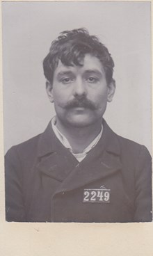 Antonio Vettése, 27 år, fotograferad av polisen