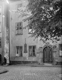 Portalen till Prästgatan 78, Carl Larssons födelsehus