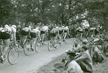 Djurgårdsloppet på cykel under Barnens dag 1942