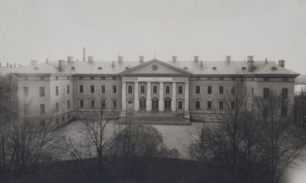 Garnisonssjukhuset (Landstingshuset); Hantverkargatan 45