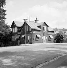 Hus med mataffär i Bromma år 1954