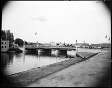 Djurgårdsbron från öster. T.v. Nordiska museet