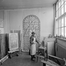 Konstnär Britta Reich Eriksson, 1955. Inför utställningen Söder i konsten