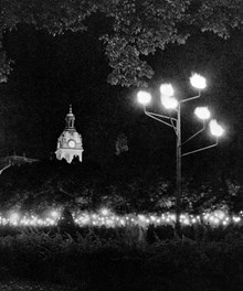 Kungsträdgården mot Jakobs kyrka nattetid