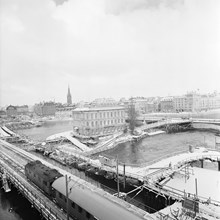 Anläggning av Centralbron parallellt med Norra Järnvägsbron