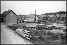 Några av Norra Ängbys första småstugor i kvarteret Båtyxan