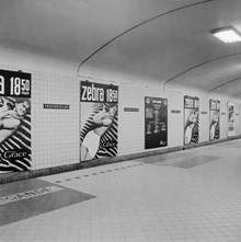 Fridhemsplan, reklamskyltning i tunnelbanan