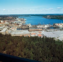 Utsikt från Kaknästornet över Lindarängen, Frihamnen och Lilla Värtan åt norr
