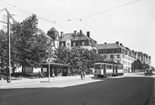 Hägerstensvägen med spårvagnshållplats år 1931