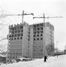 Körsbärsvägen 9. Stockholms nya studenthem Nyponet byggs