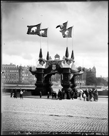 Triumfport vid Skeppsbron under Stockholmsutställningen 1897