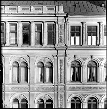 Östermalmsgatan 45. Detaljer av fasaden