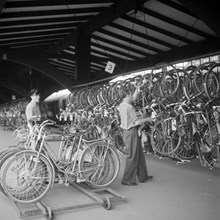 Cykelställ på Centralstationens perrong