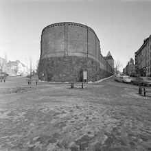 Östermalmsfängelset sett från Karlavägen. T.v. går Uggelviksgatan och t.h. Rådmansgatan