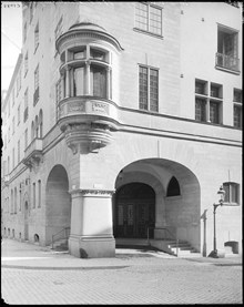 Ingången till Grand Hôtel Royal från Stallgatan 3