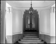 Interiör från entrén i hovförvaltningens hus, Slottsbacken 2