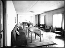 Interiör av personalbostäderna vid Söderby sjukhus. Sjuksköterskebostädernas samlingsrum.