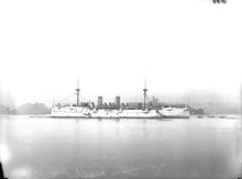 Amerikanska pansarfartyget Baltimore på Strömmen med Kastellholmen i bakgrunden.