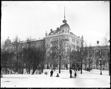 Hernösands enskilda bank, Kungsträdgårdsgatan 16 i hörnet av Näckströmsgatan vintertid
