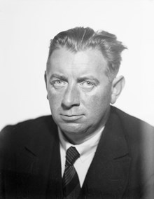 Porträtt av man, Holmström