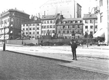 Birger Jarlsgatan med kv. Skravelberget Större i bakgrunden