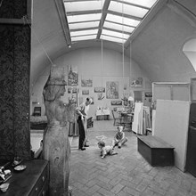 Konstnär Franzén, 1955. Inför utställningen Söder i konsten
