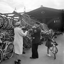 Cykelställ på Centralstationens perrong