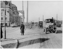 Från Slussen mot Skeppsbron, 1925.