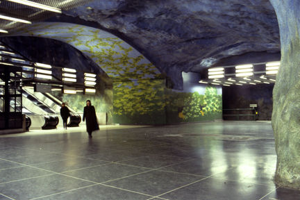 Konst på Universitetets tunnelbanestation år 1976
