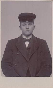 John Petrus Åström, 16 år - polisfotografi