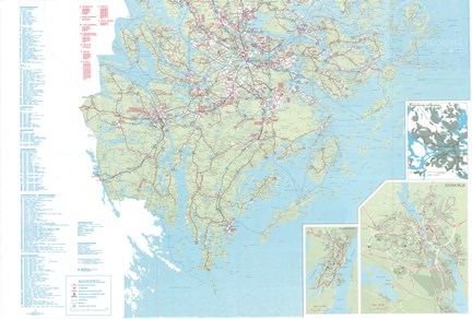 Grön karta med röda linjer mot en blå botten. Södra delen av Stockholms län