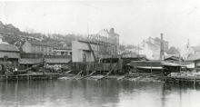 Södra varvets flytdocka under byggnad