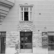 Birkagatan 20, portal och del av fasad