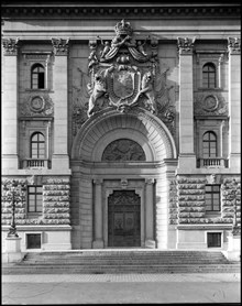 Portalen till Riksdagshuset på Helgeandsholmen