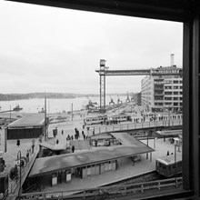 Utsikt från Stadsmuseet. T-banestation Slussen, Katarinahissen och Stadsgårdshamnen