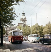 Trådbuss på linje 91 på Arsenalsgatan 1956