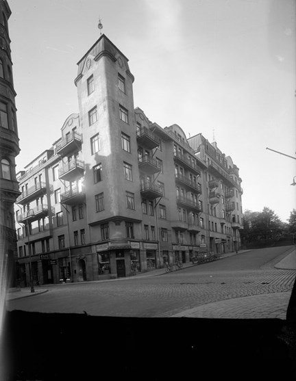 Hörnet av Drottninggatan och Tegnérgatan, kv. Vingråen. Strindbergs Blå tornet