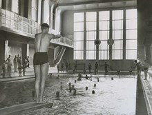 Forsgrenska badet: I simhallen 23 november 1939