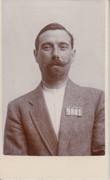 Mariano Manuel Federico Bosch Vilá fotograferad av polisen 1912