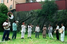 Orkester repeterar inför musikfestival på Djurgården