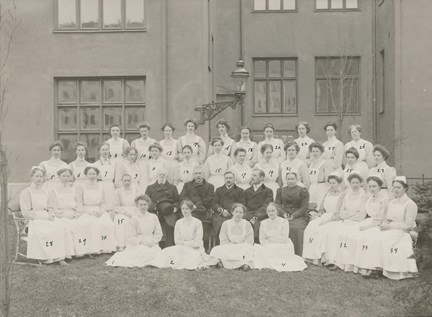 Barnmorskestudenter 1909-10.