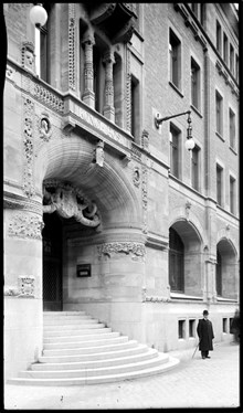 Portalen till Postkontoret på Vasagatan 28-34
