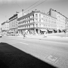 Hörnet av Långholmsgatan och Hornsgatan 172. Kv. Släggan från Hornsplan (nuv. Hornstull)