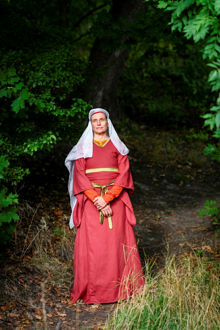 Kvinnodräkt från 1100-talet